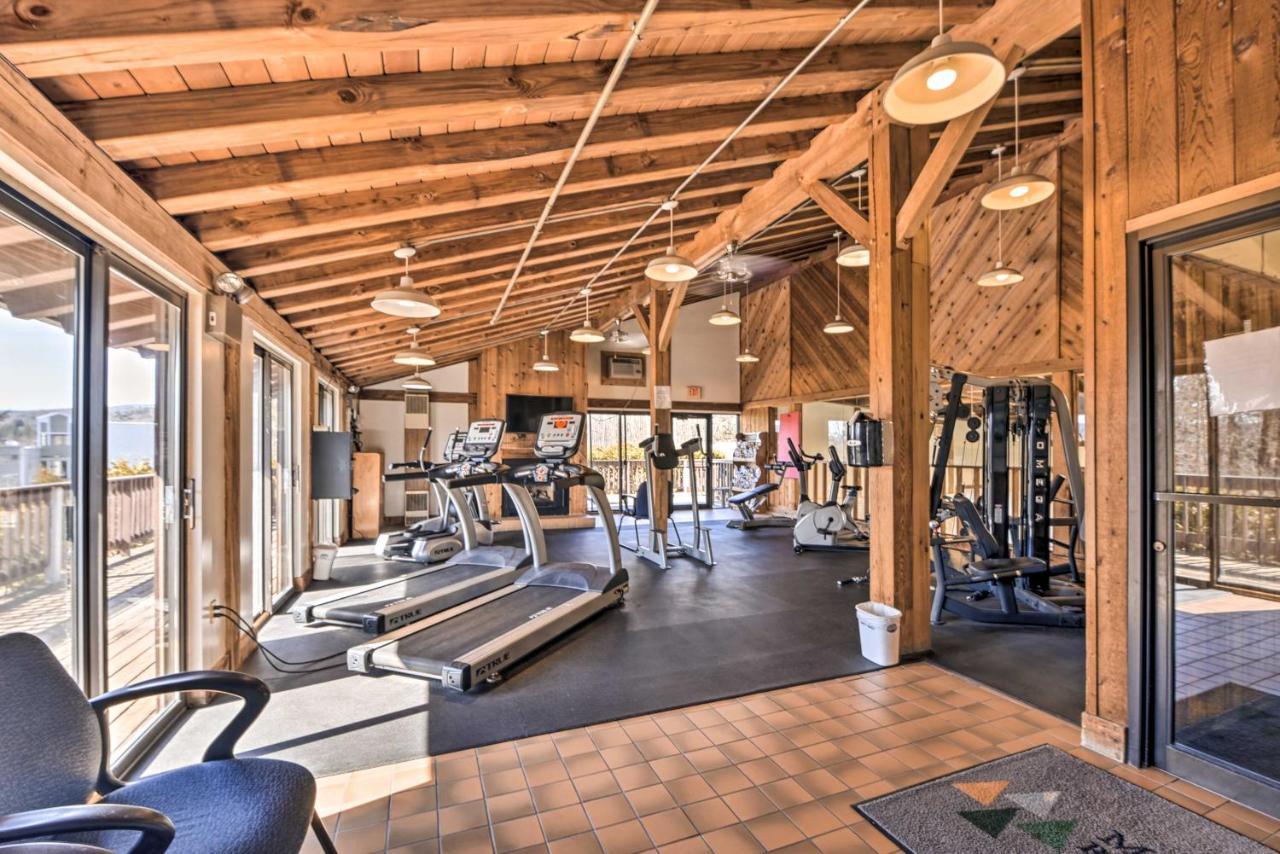 Mountain Condo With Views Near Hiking And Biking! Stowe Eksteriør billede